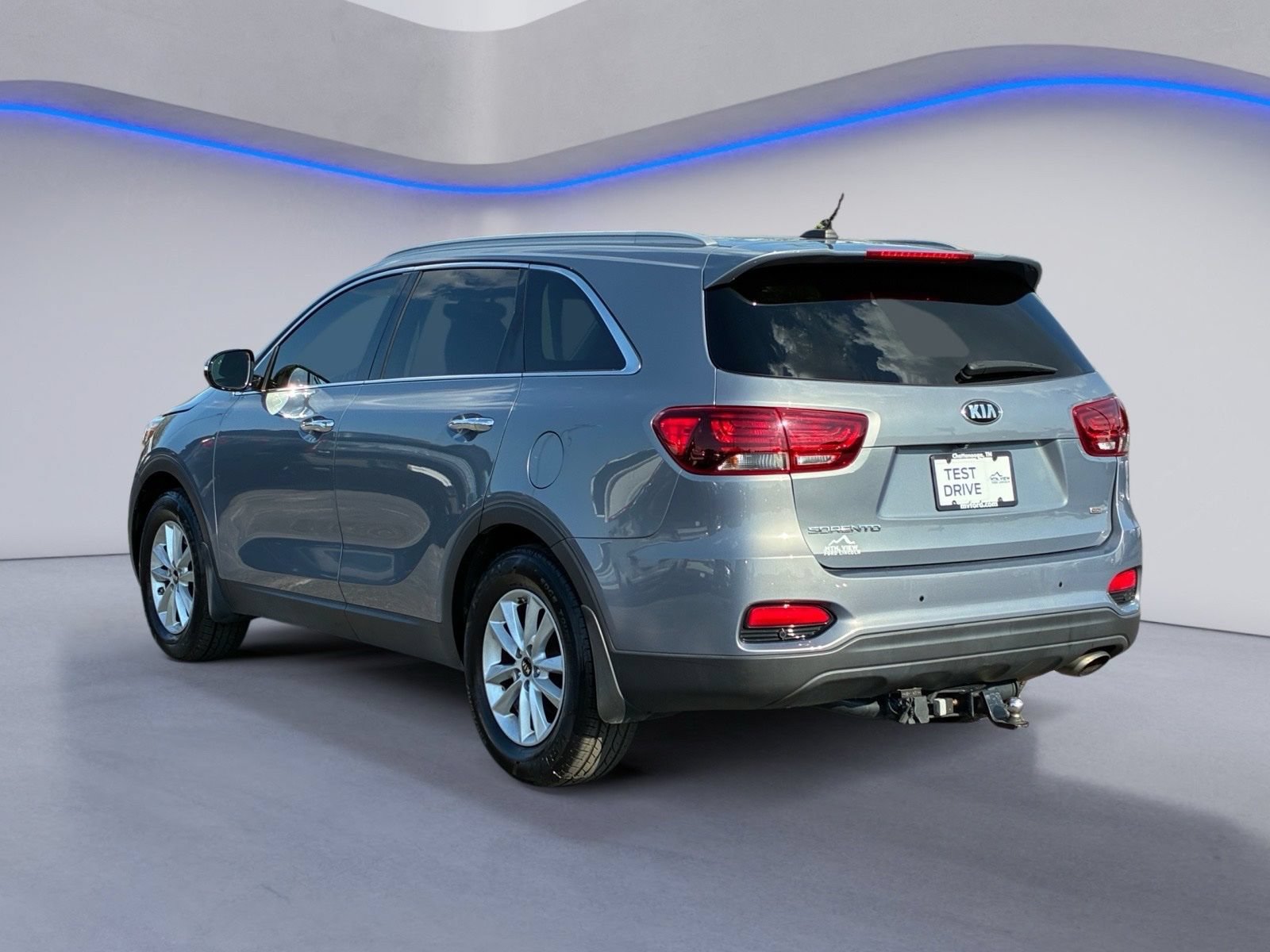 Used 2020 Kia Sorento LX w/ LX I4 Convenience Package FWD image 3