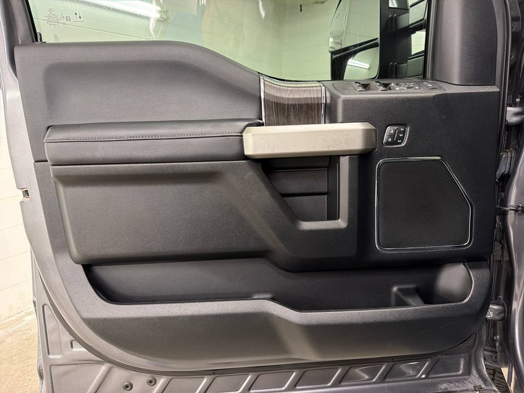 Certified 2021 Ford F350 Lariat w/ Lariat Ultimate Package AWD/4WD image 17