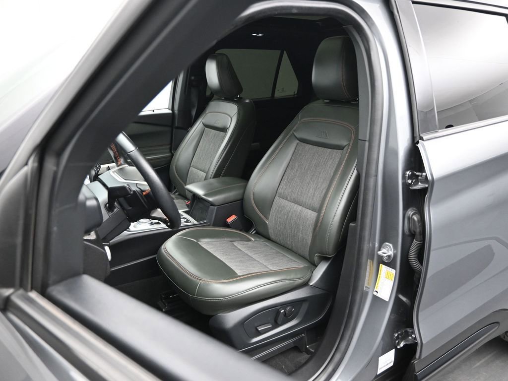 Certified 2022 Ford Explorer Timberline image 9