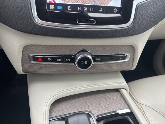 Used 2023 Volvo XC90 T8 Plus w/ Protection Package Premier image 22