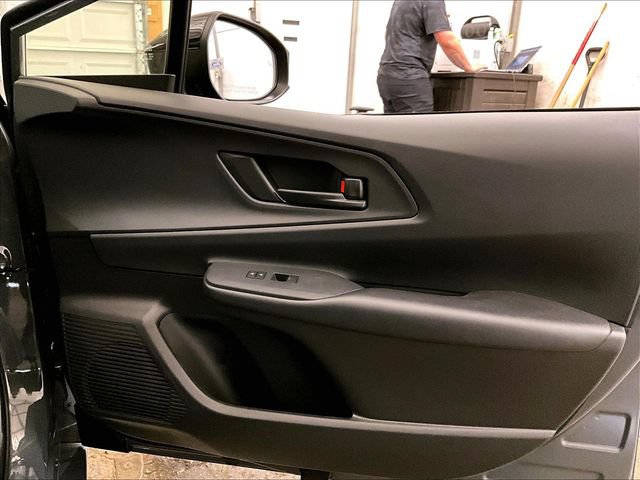 Used 2024 Toyota Prius Prime FWD image 23