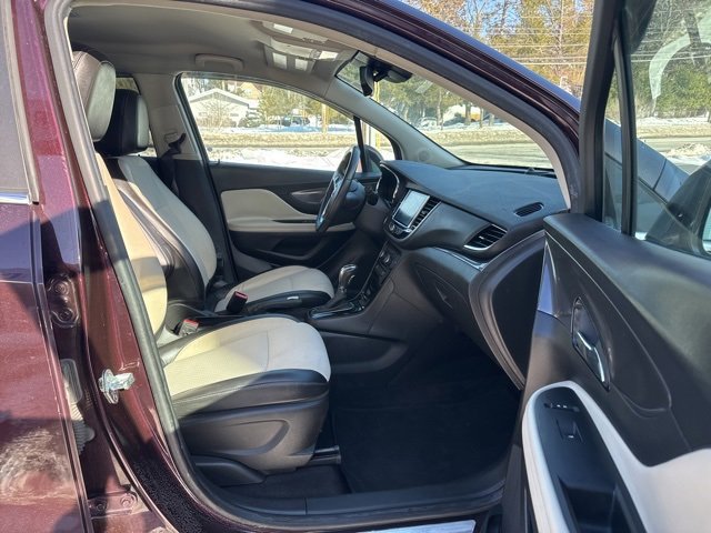 Used 2017 Buick Encore Preferred image 18