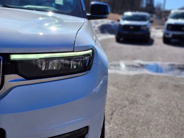 Used 2023 Jeep Grand Cherokee L Summit w/ Advanced Protech Group IV image 10