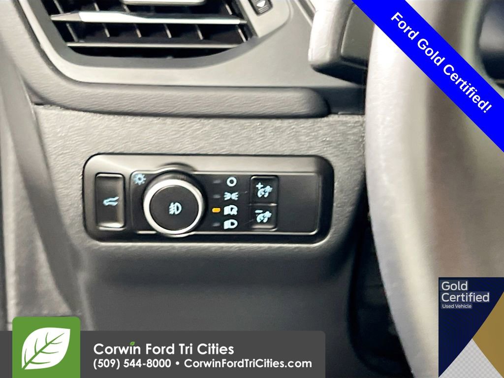 Certified 2025 Ford Escape Platinum AWD/4WD image 20