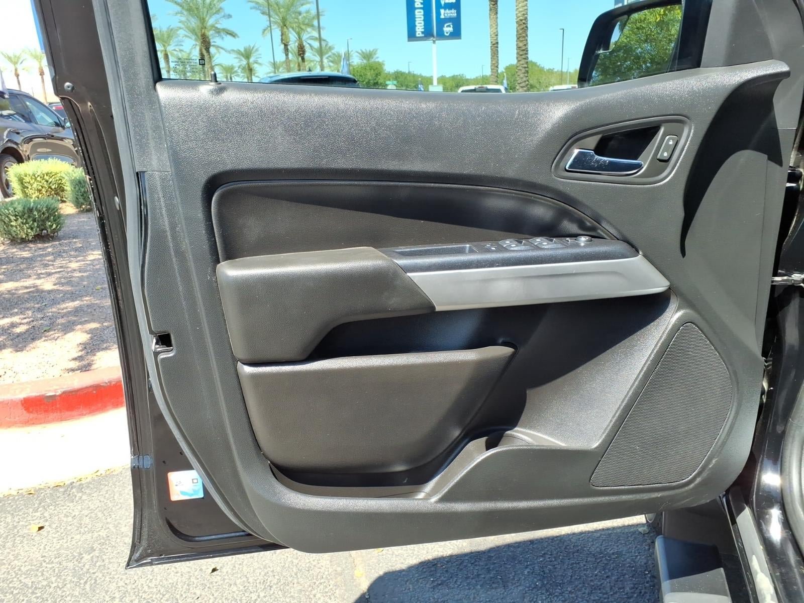 Used 2020 Chevrolet Colorado LT w/ Safety Package RWD image 20