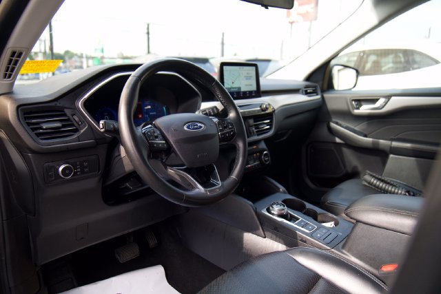 Certified 2021 Ford Escape SEL w/ Technology Package AWD/4WD image 15