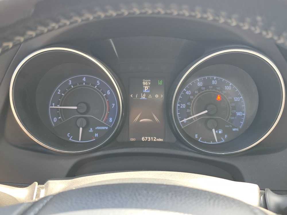 Used 2018 Toyota Corolla iM FWD image 20
