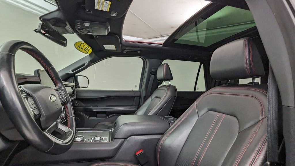 Certified 2022 Ford Expedition Limited AWD/4WD image 3