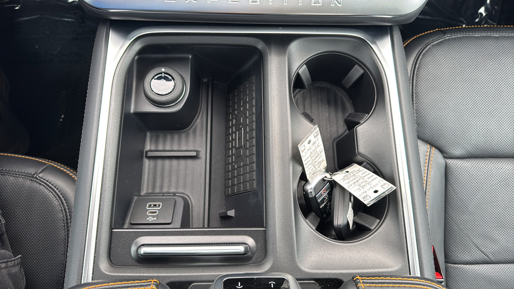 Certified 2025 Ford Expedition Tremor AWD/4WD image 21