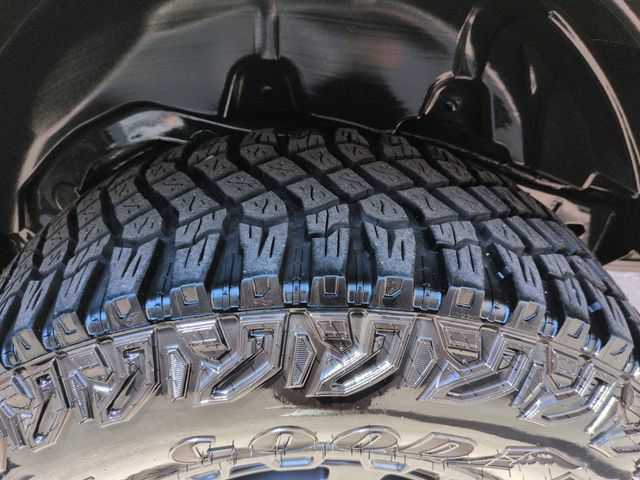 Certified 2024 Ford Bronco Everglades AWD/4WD image 30
