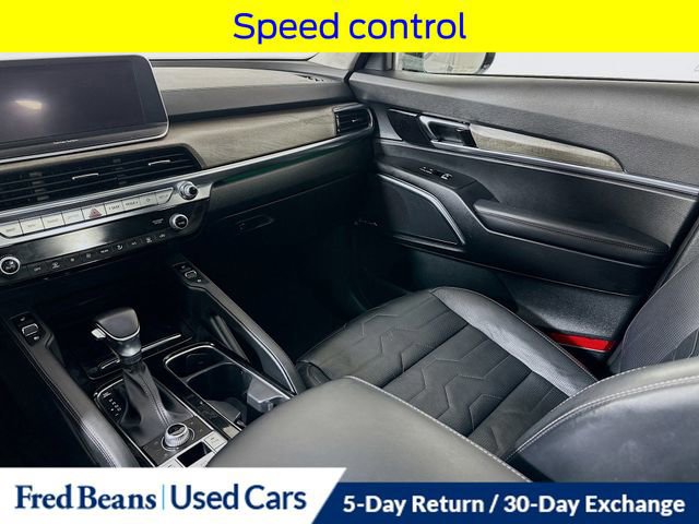 Used 2022 Kia Telluride SX w/ SX Prestige Package image 32