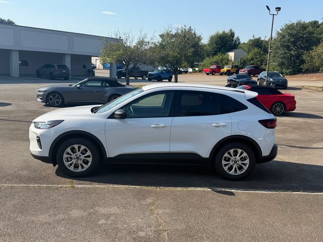 Certified 2025 Ford Escape Active FWD image 2