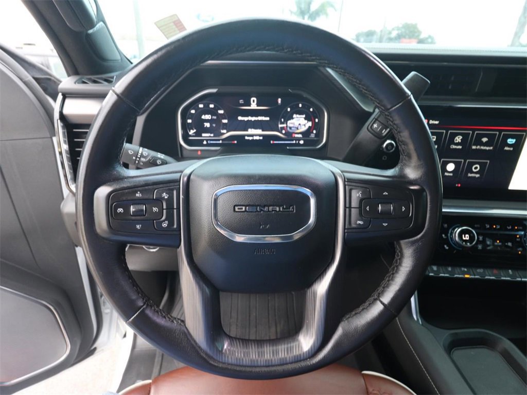 Used 2024 GMC Sierra 3500 Denali Ultimate image 17