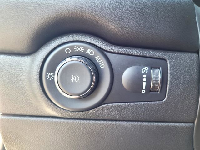 Used 2022 Dodge Durango SXT w/ Trailer Tow Group IV image 14