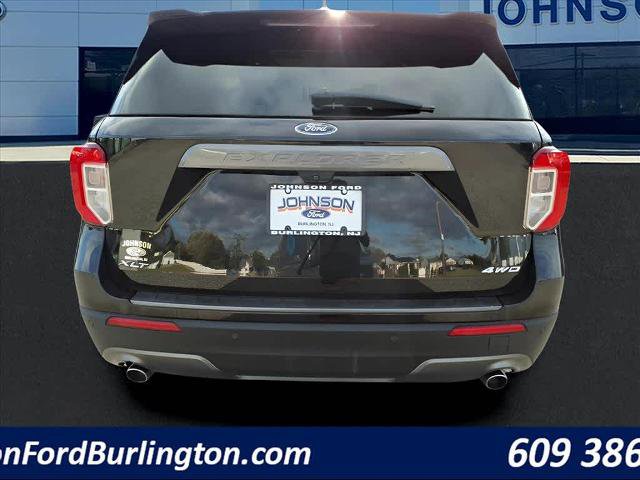 Certified 2022 Ford Explorer XLT w/ Equipment Group 202A image 6
