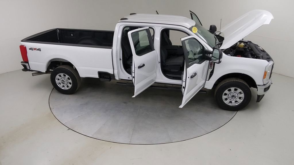 Certified 2023 Ford F250 XL w/ XL Chrome Package image 46