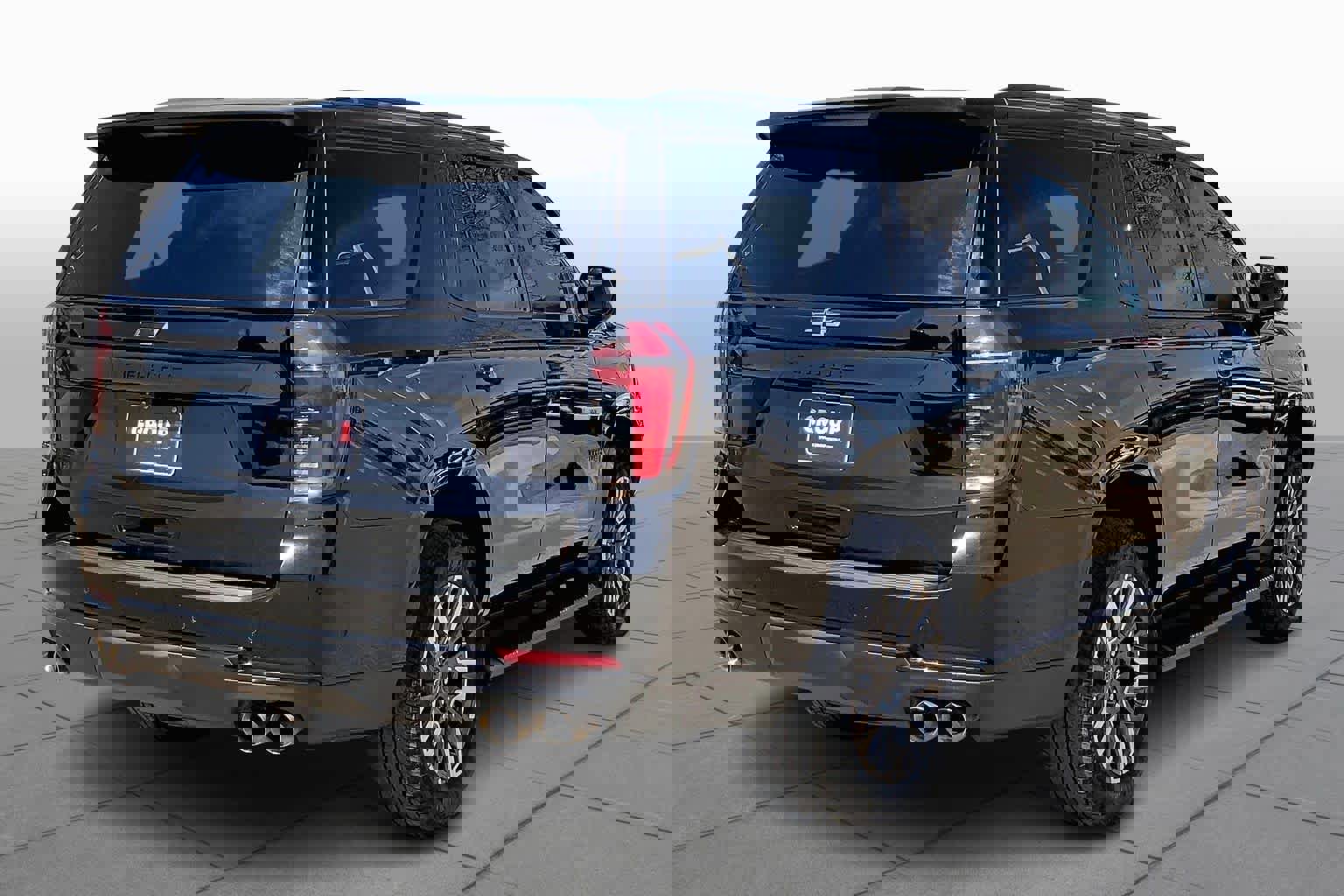 Used 2025 Chevrolet Tahoe Z71 image 13