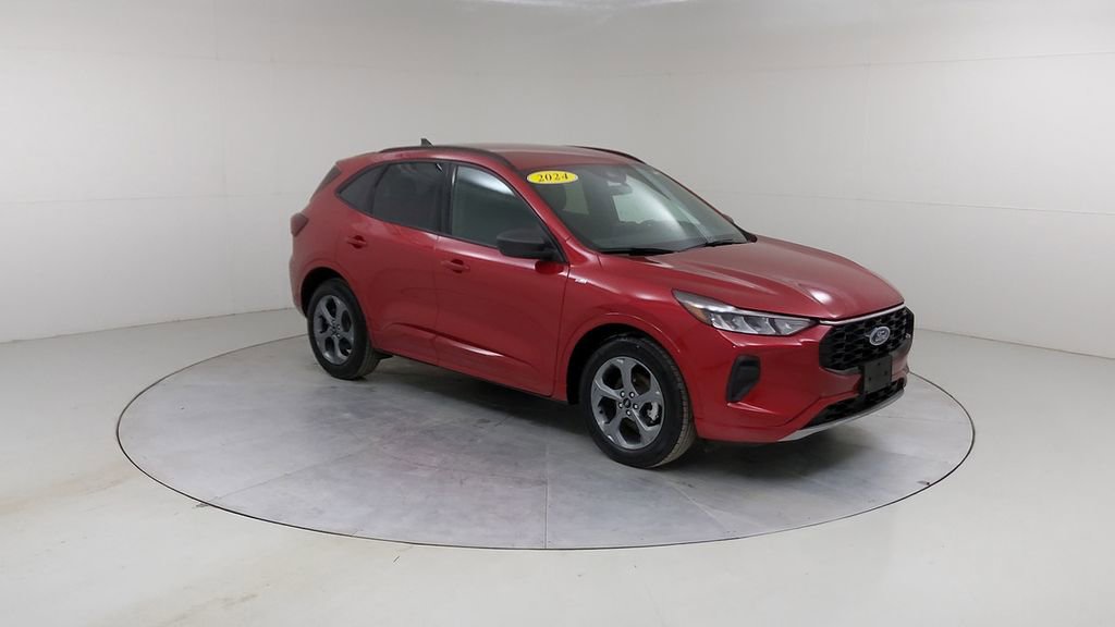 Certified 2024 Ford Escape ST-Line w/ Equipment Group 301A image 10
