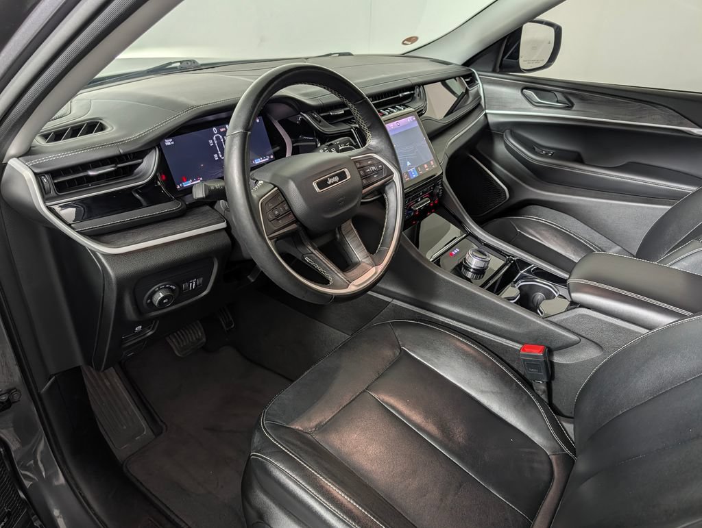 Used 2022 Jeep Grand Cherokee Limited RWD image 22