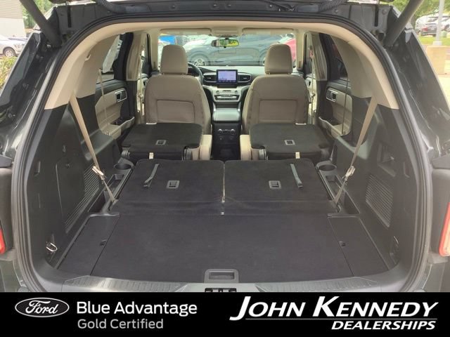 Certified 2022 Ford Explorer XLT w/ Equipment Group 202A AWD/4WD image 38