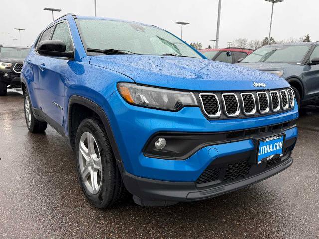 Used 2024 Jeep Compass Latitude image 4