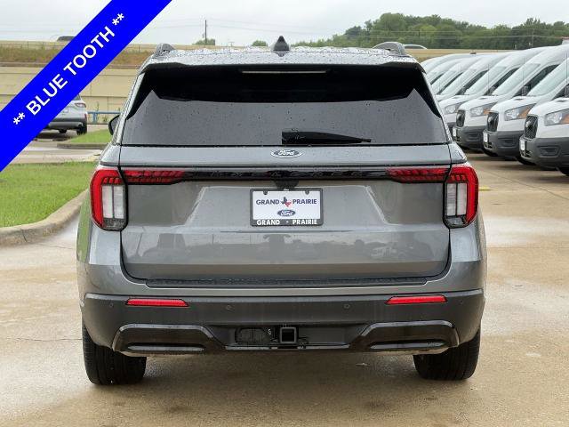 Certified 2025 Ford Explorer ST-Line w/ Premium Package RWD image 7