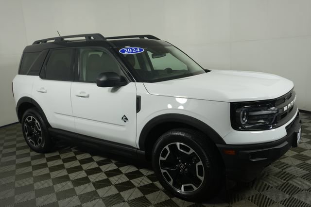 Certified 2024 Ford Bronco Sport Outer Banks w/ Tech Package image 5