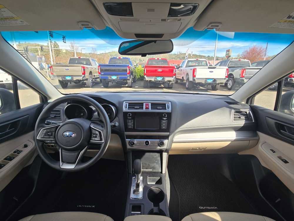Used 2018 Subaru Outback 2.5i image 16