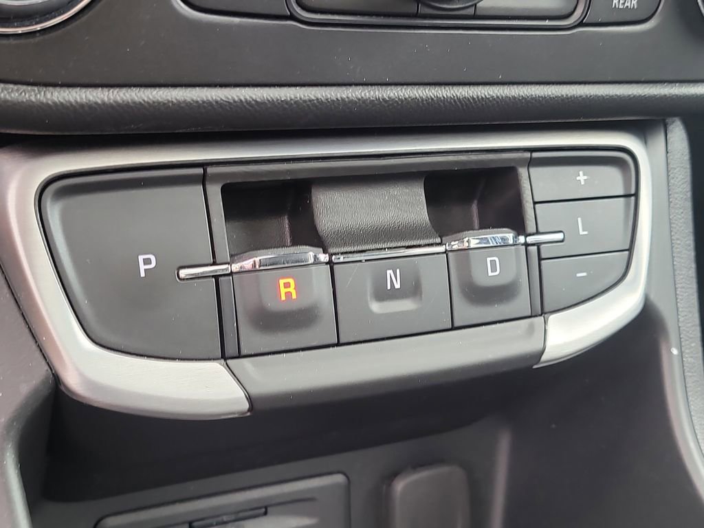 Used 2022 GMC Terrain SLT w/ Infotainment Package II AWD/4WD image 26
