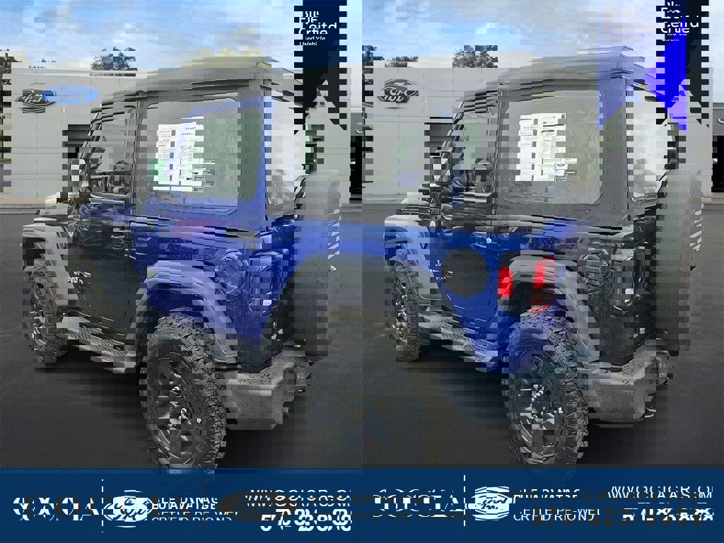 Used 2018 Jeep Wrangler Sport image 6