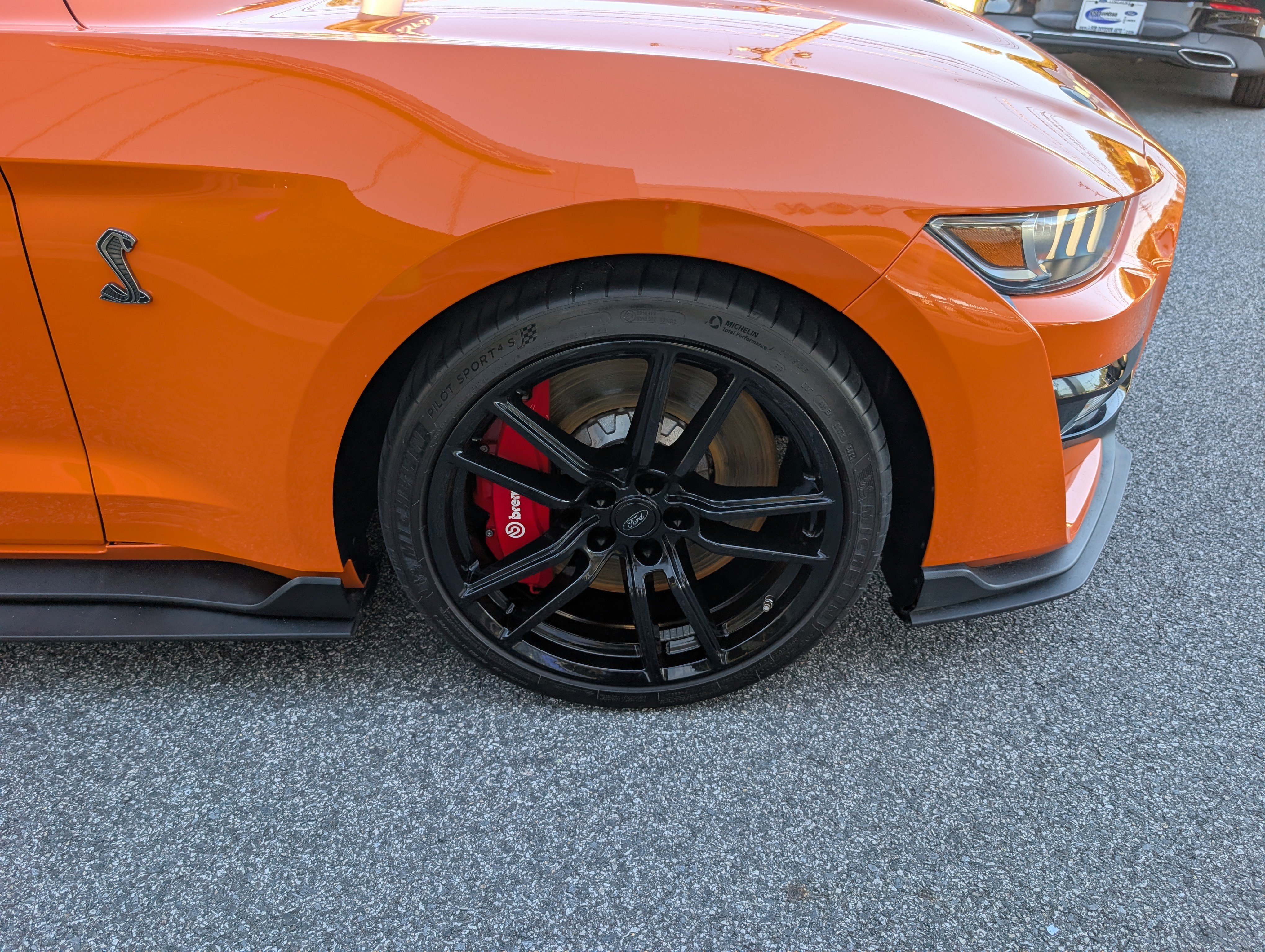 Certified 2021 Ford Mustang Shelby GT500 w/ Technology Package RWD image 11