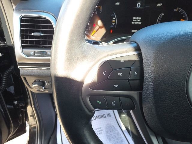 Used 2021 Jeep Grand Cherokee Limited image 13