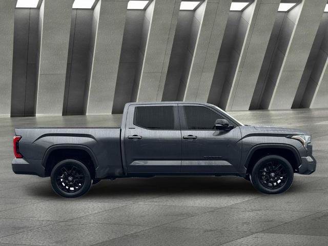 Used 2025 Toyota Tundra Limited AWD/4WD image 2