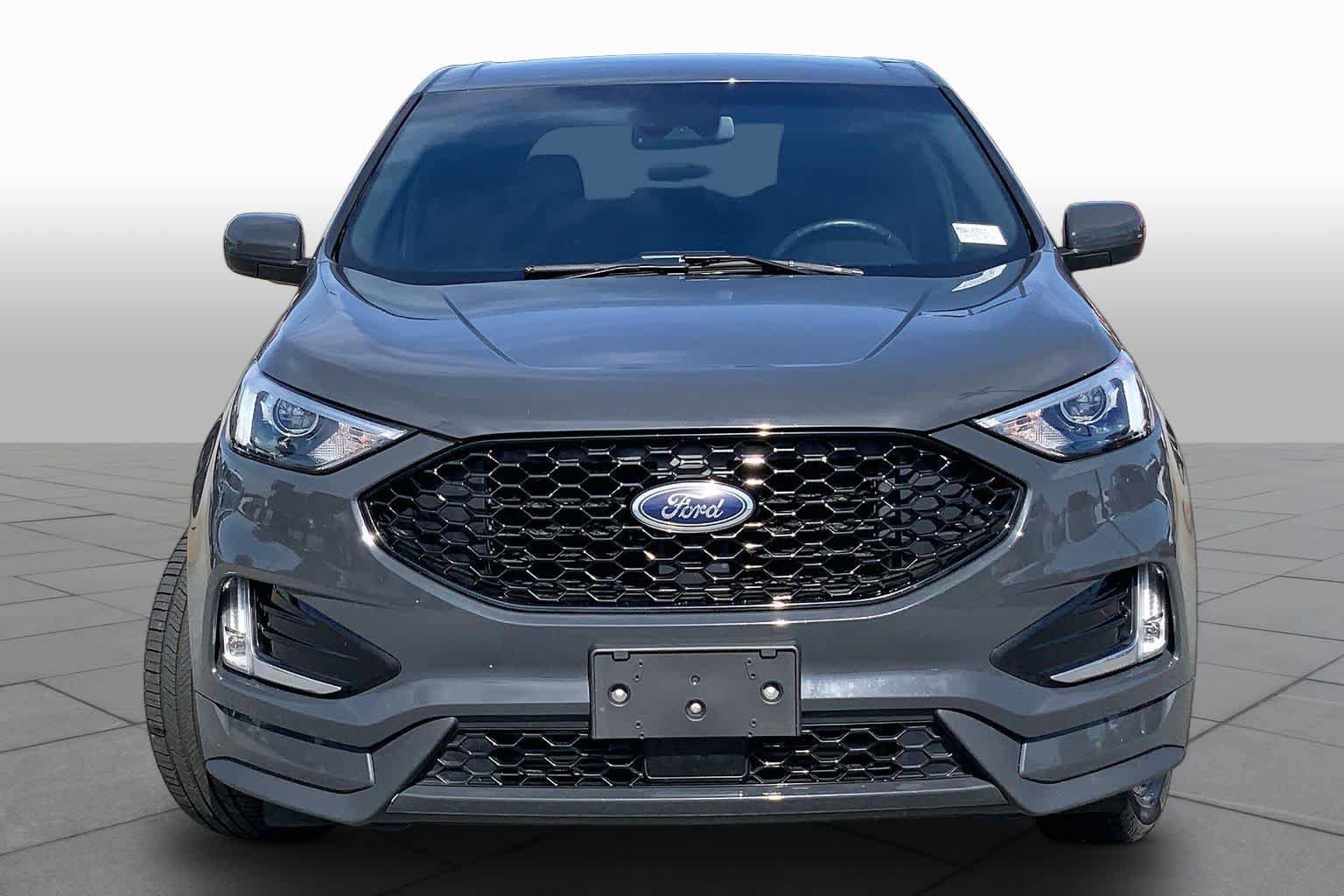 Certified 2021 Ford Edge ST-Line FWD image 4