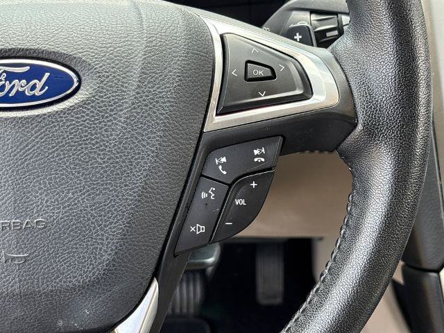 Certified 2017 Ford Fusion SE w/ Fusion SE Technology Package FWD image 20