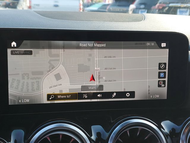 Used 2023 Mercedes-Benz GLA 250 4MATIC image 29