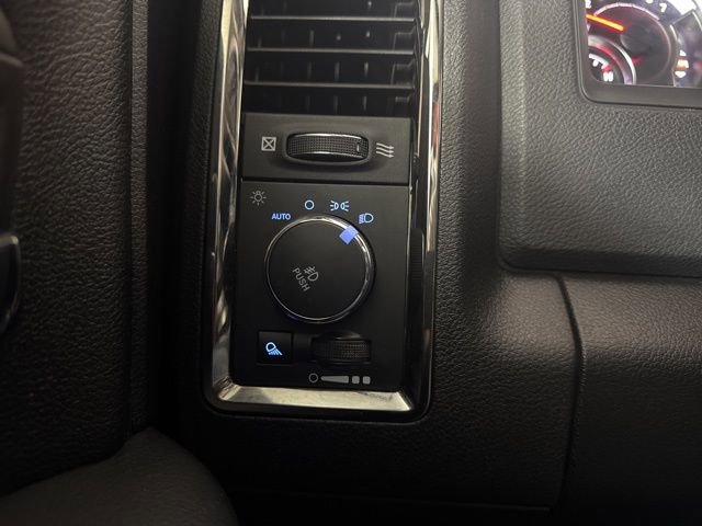 Used 2018 RAM 1500 Sport w/ Sport Premium Group image 19