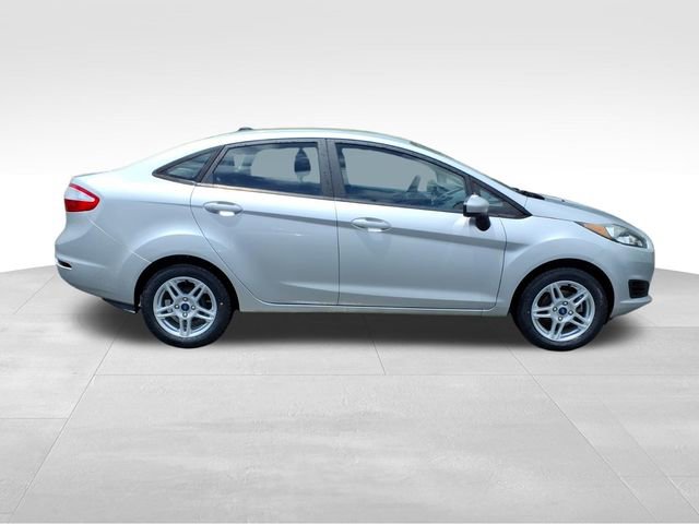 Certified 2019 Ford Fiesta SE FWD image 12