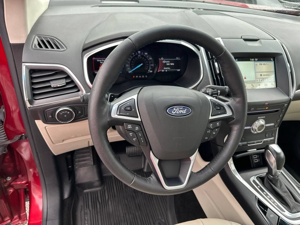 Certified 2018 Ford Edge Titanium w/ Equipment Group 302A AWD/4WD image 16