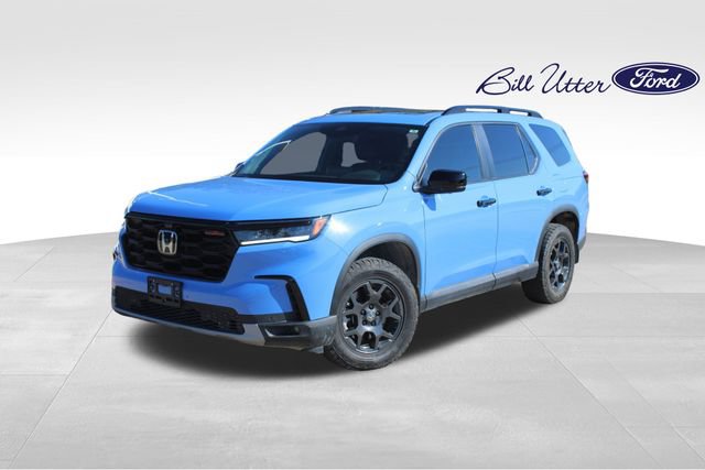 Used 2025 Honda Pilot TrailSport