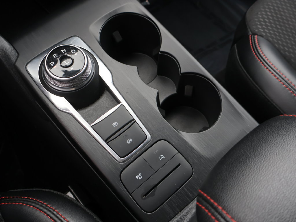 Certified 2025 Ford Escape ST-Line AWD/4WD image 37