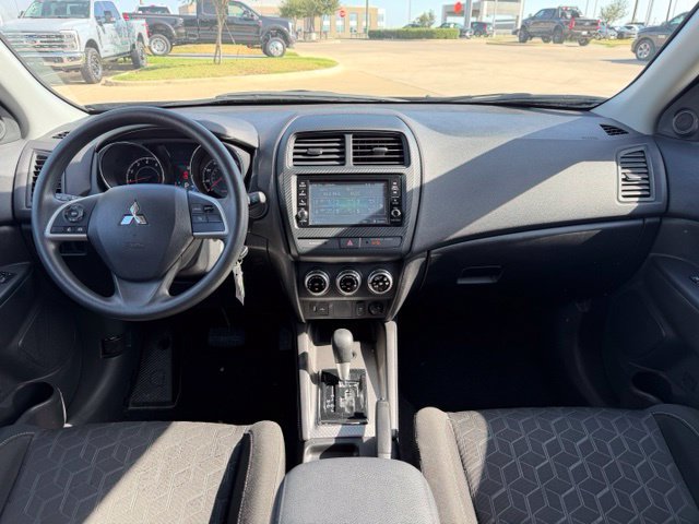 Used 2025 Mitsubishi Outlander Sport AWD image 21