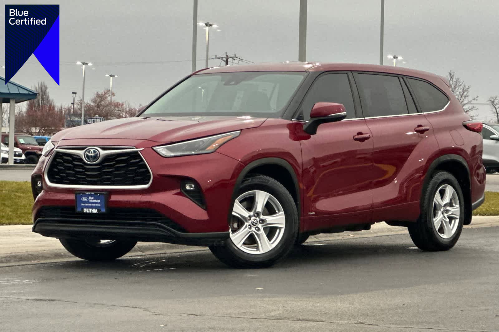 Used 2023 Toyota Highlander LE