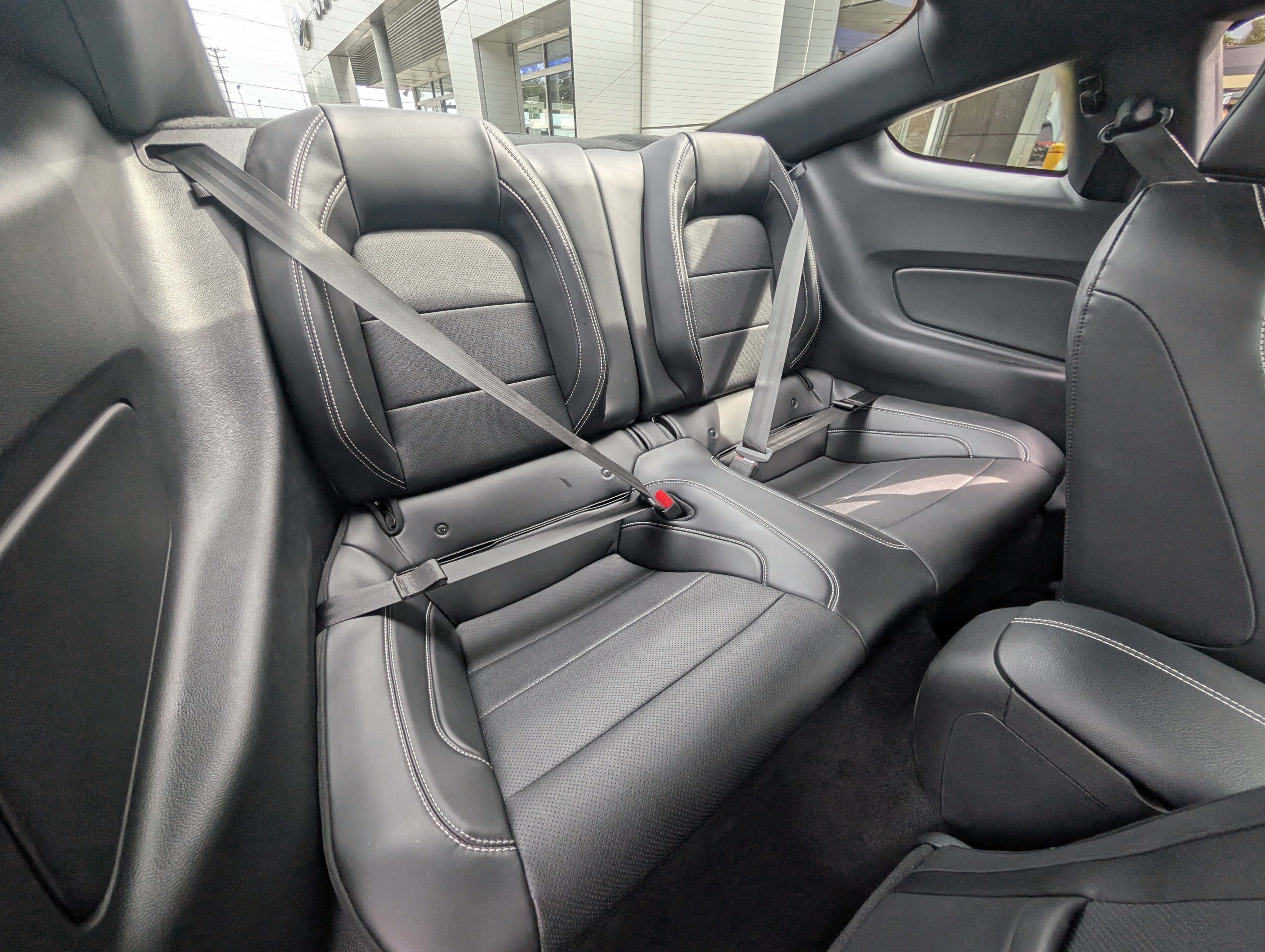 Certified 2021 Ford Mustang Shelby GT500 w/ Carbon Fiber Handling Package image 13