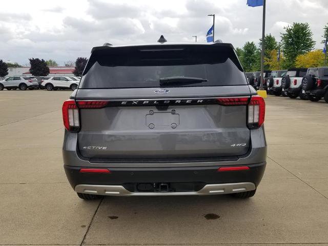 Certified 2025 Ford Explorer Active w/ Active Comfort Package AWD/4WD image 3