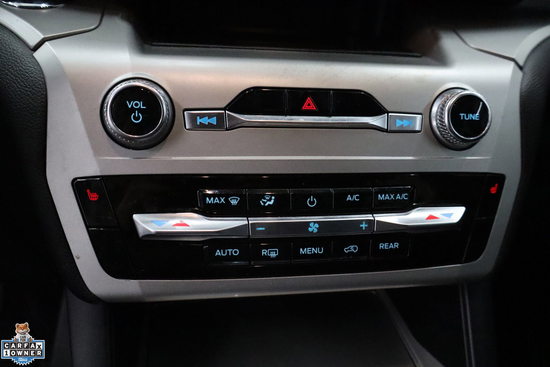 Certified 2021 Ford Explorer XLT image 27