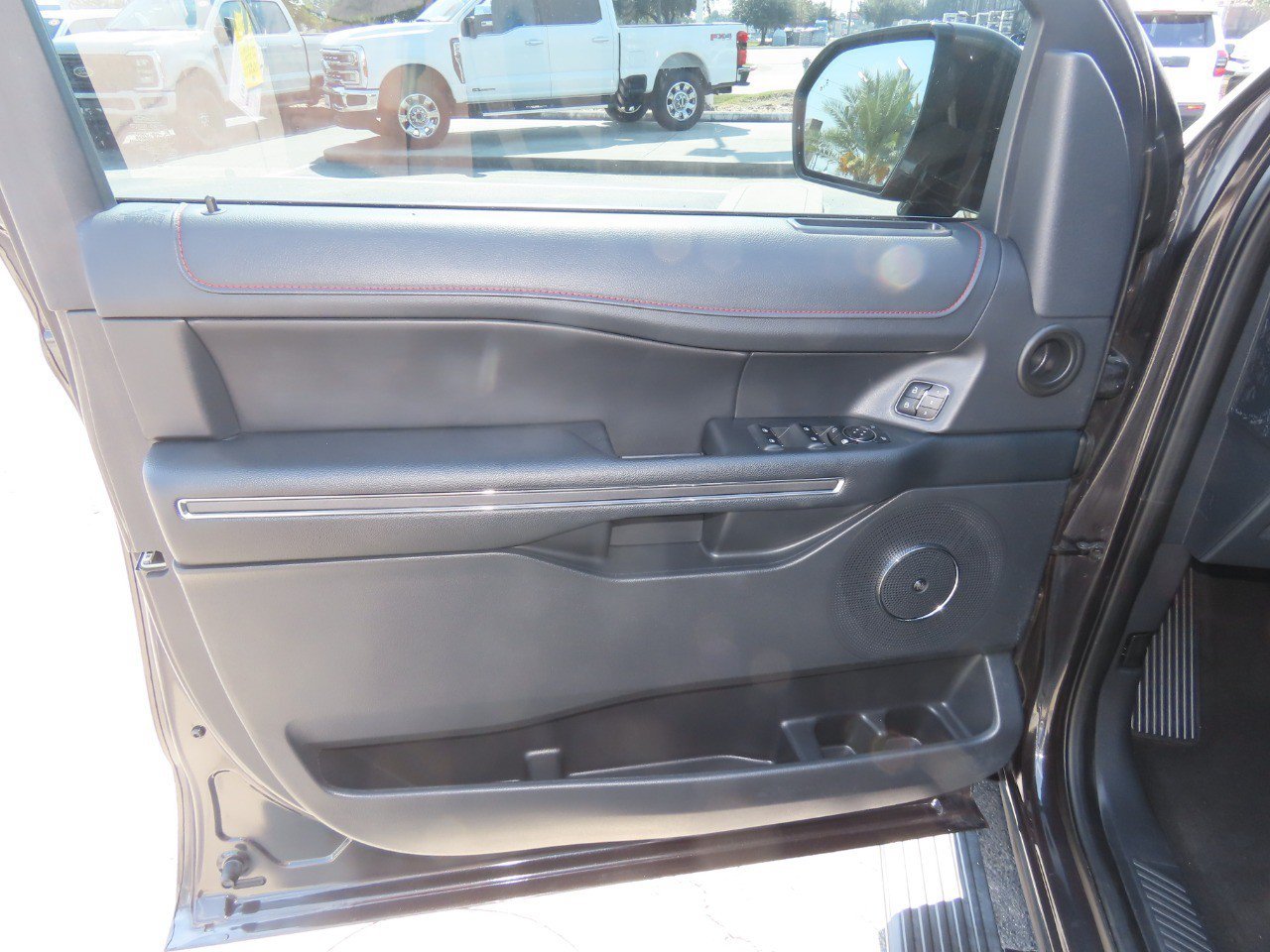 Certified 2023 Ford Expedition Limited RWD image 23