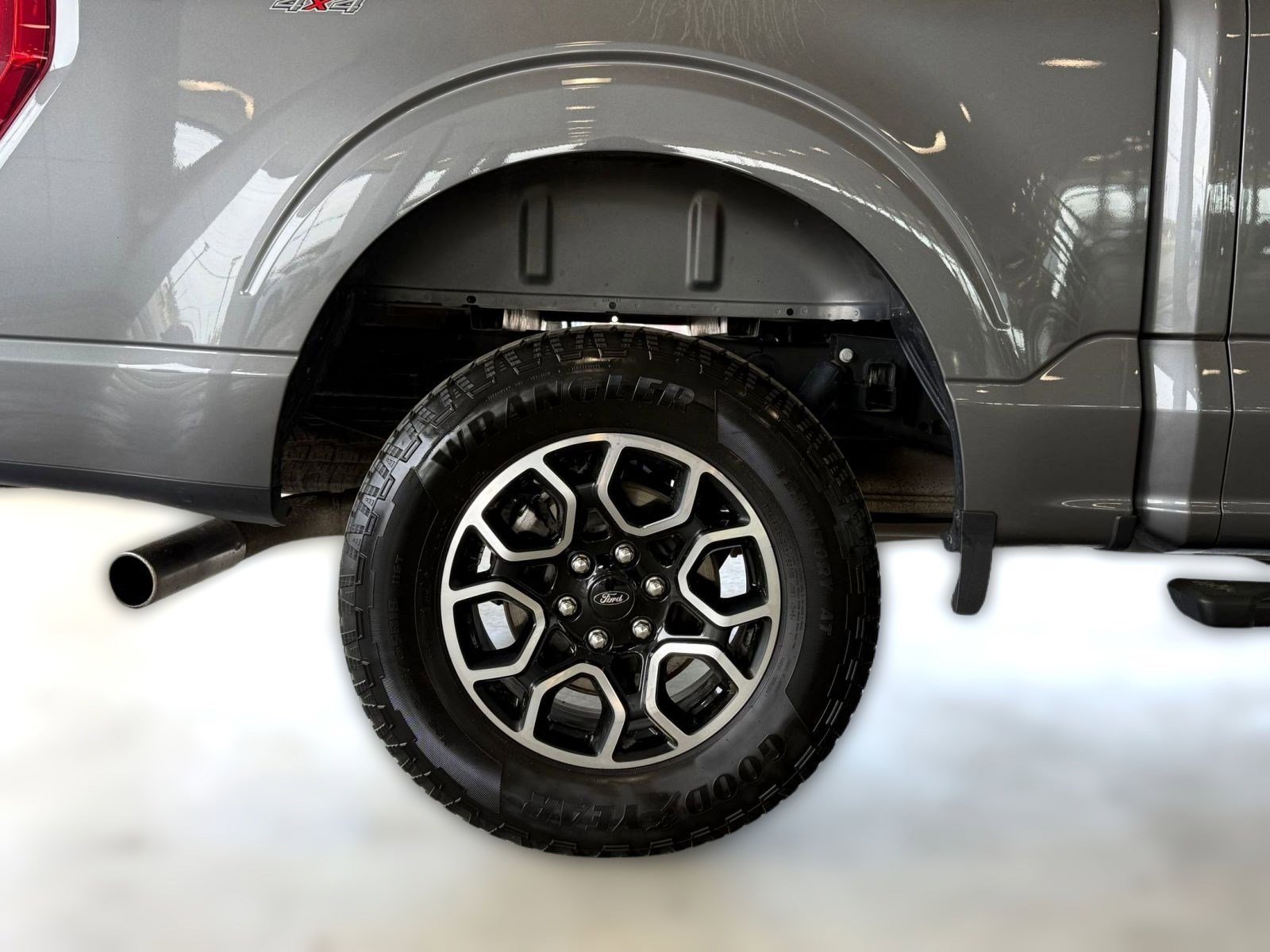 Certified 2023 Ford F150 XLT w/ Equipment Group 302A High image 12