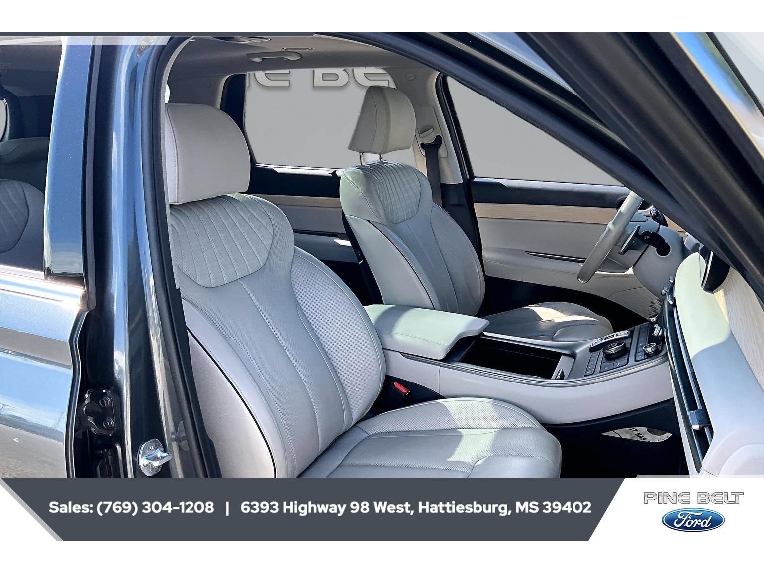 Used 2023 Hyundai Palisade Limited FWD image 6
