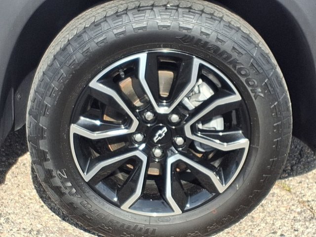 Used 2024 Chevrolet TrailBlazer ACTIV w/ Convenience Package AWD/4WD image 28